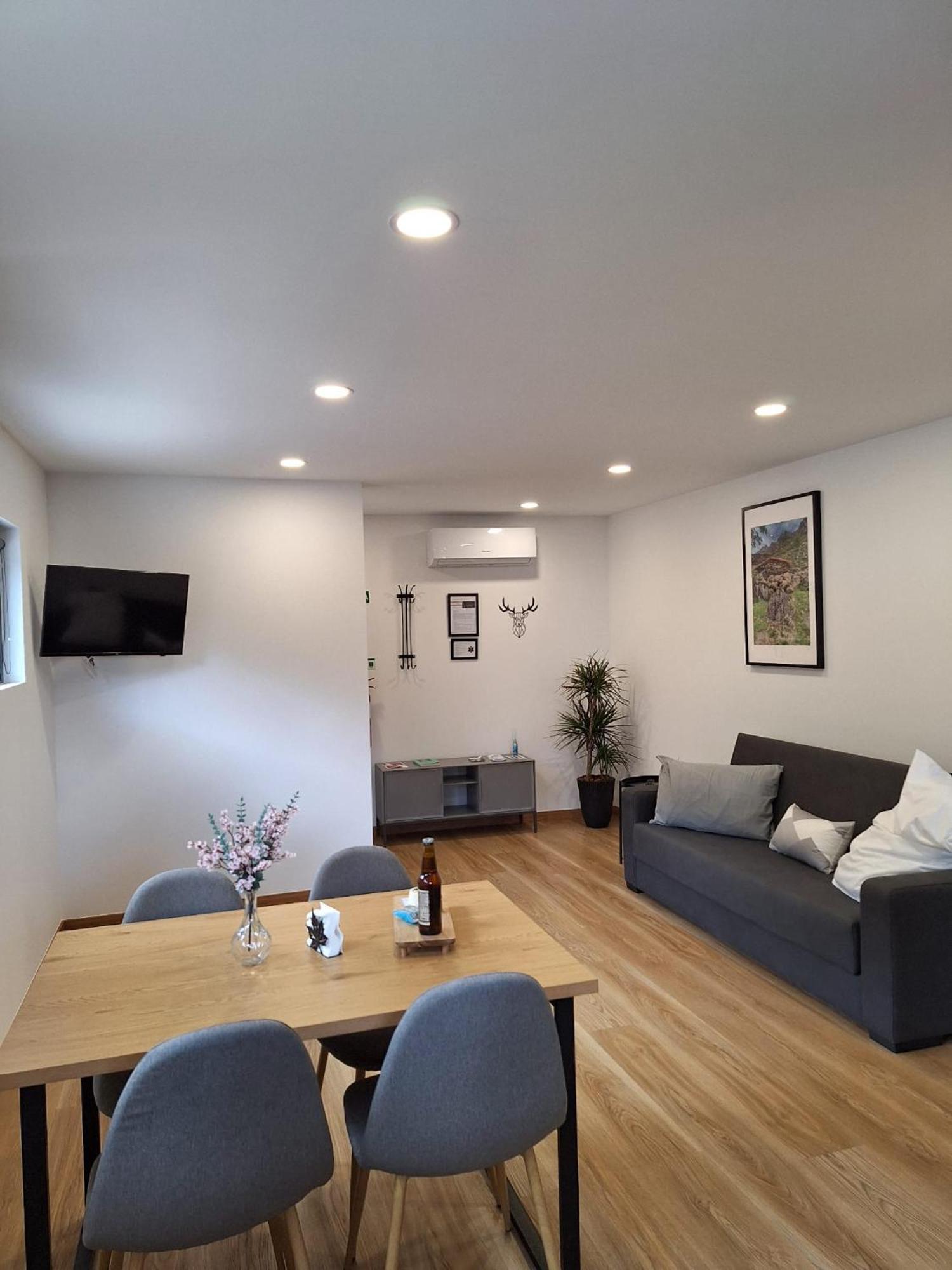 Apartment Valley Geres